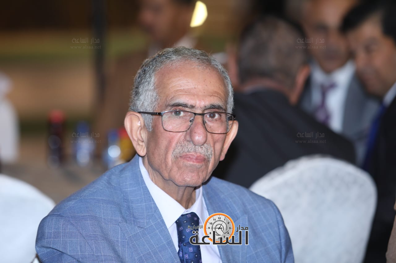 Madar Al-Saa Images 0.8746065339200957