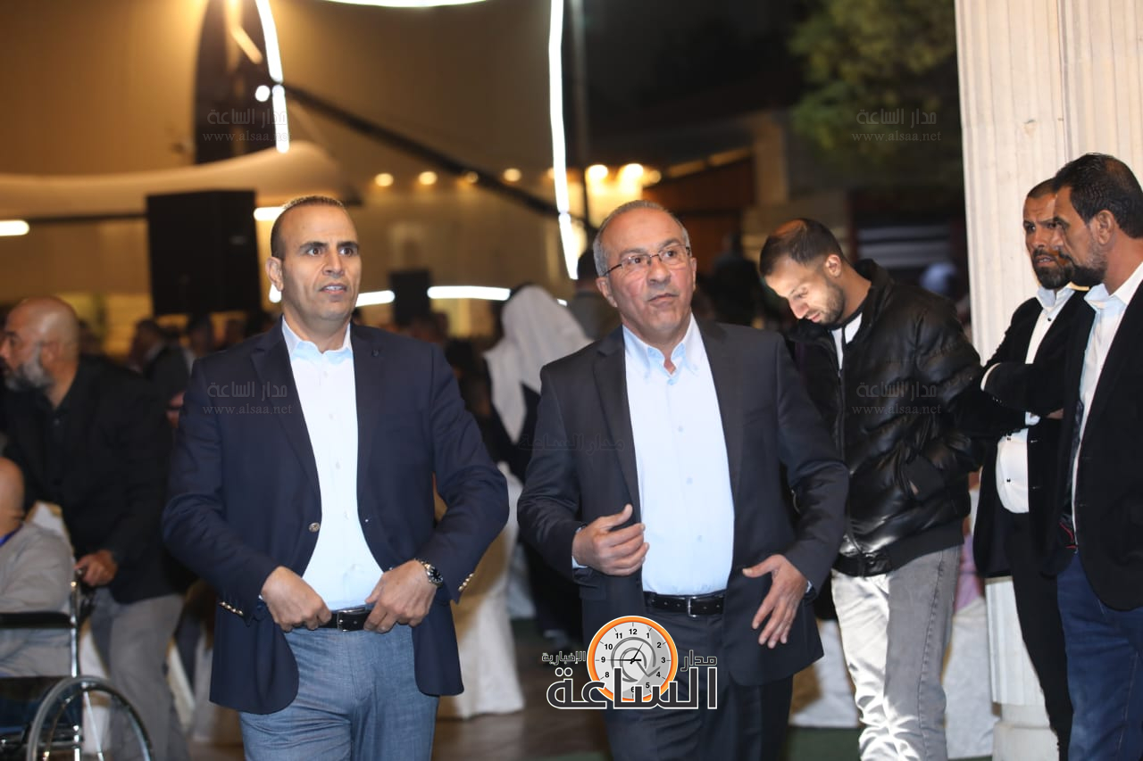 Madar Al-Saa Images 0.456020090615904