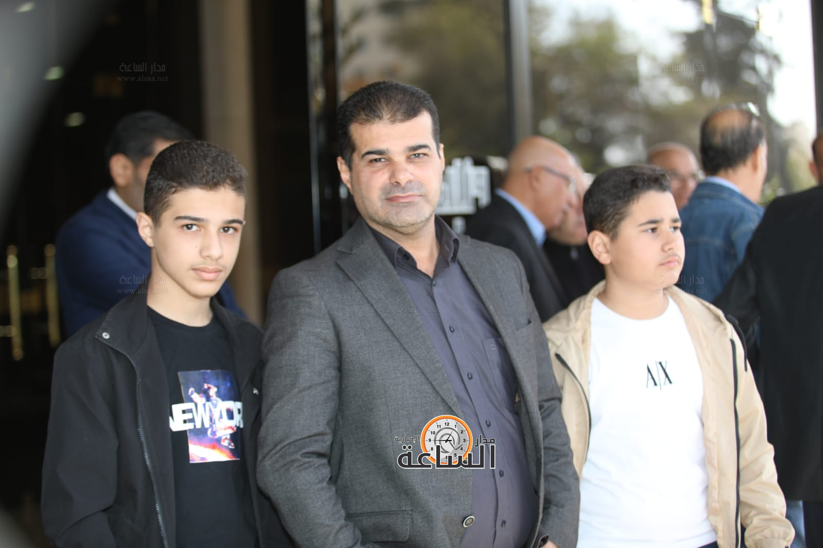 Madar Al-Saa Images 0.4325411662827232