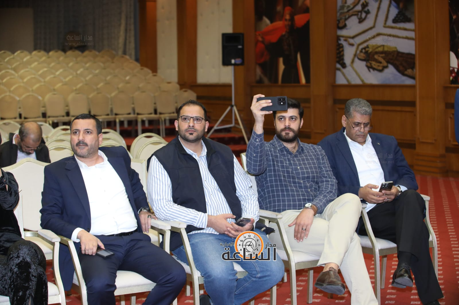 Madar Al-Saa Images 0.06142045237712446