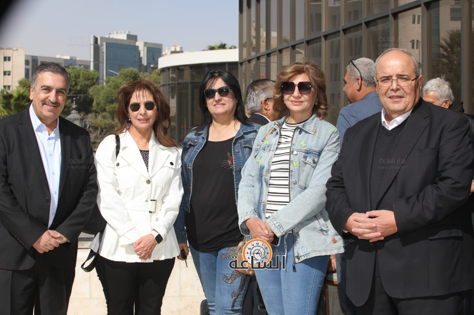 Madar Al-Saa Images 0.19178484348262392