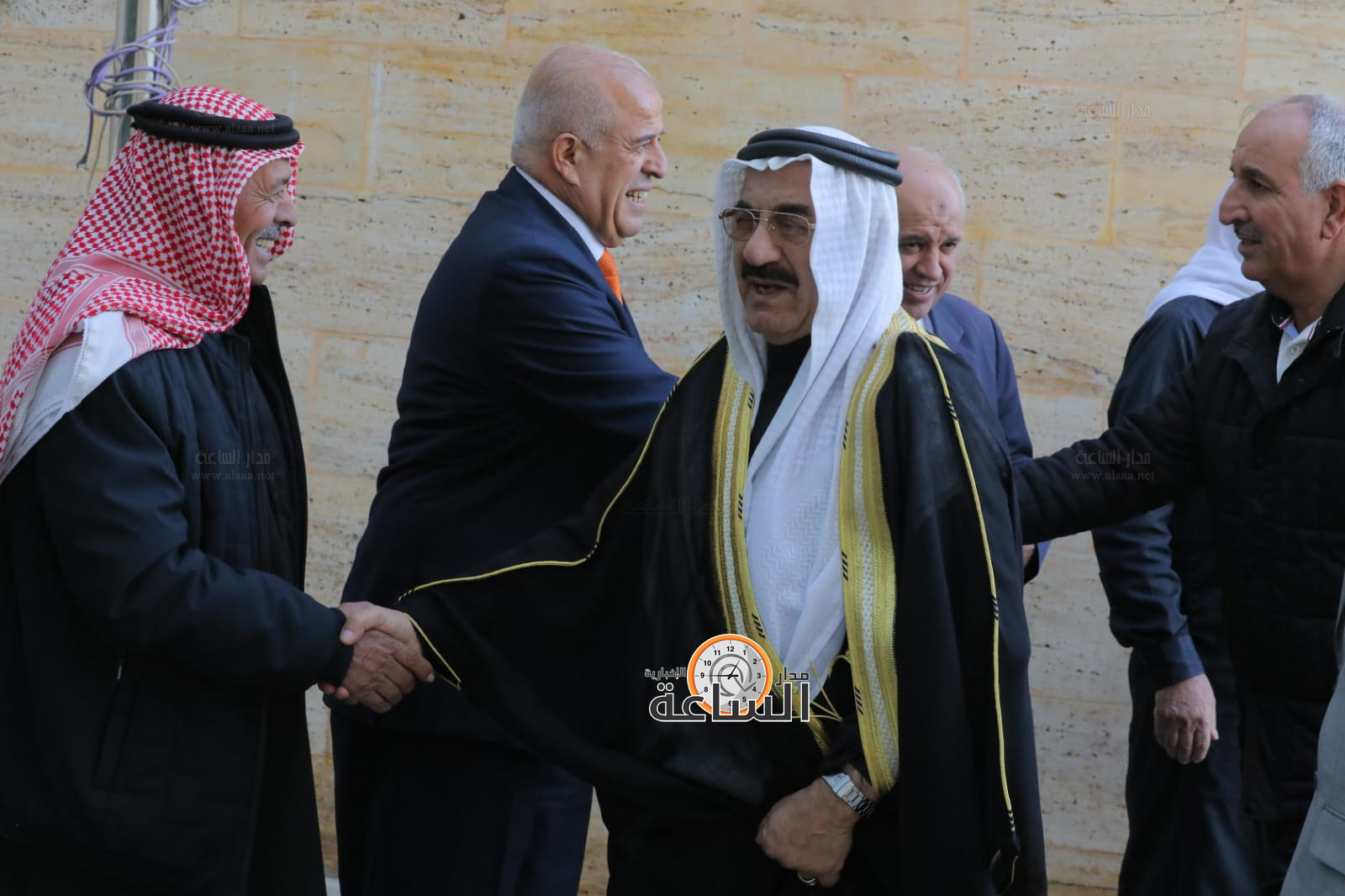 Madar Al-Saa Images 0.44033586028839333