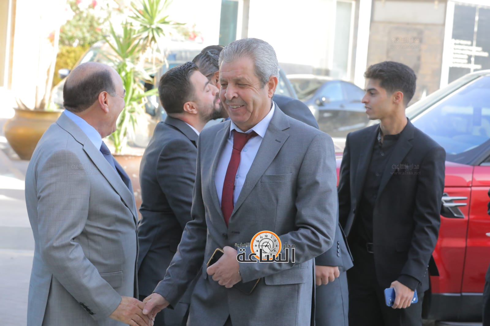 Madar Al-Saa Images 0.40190453645891644