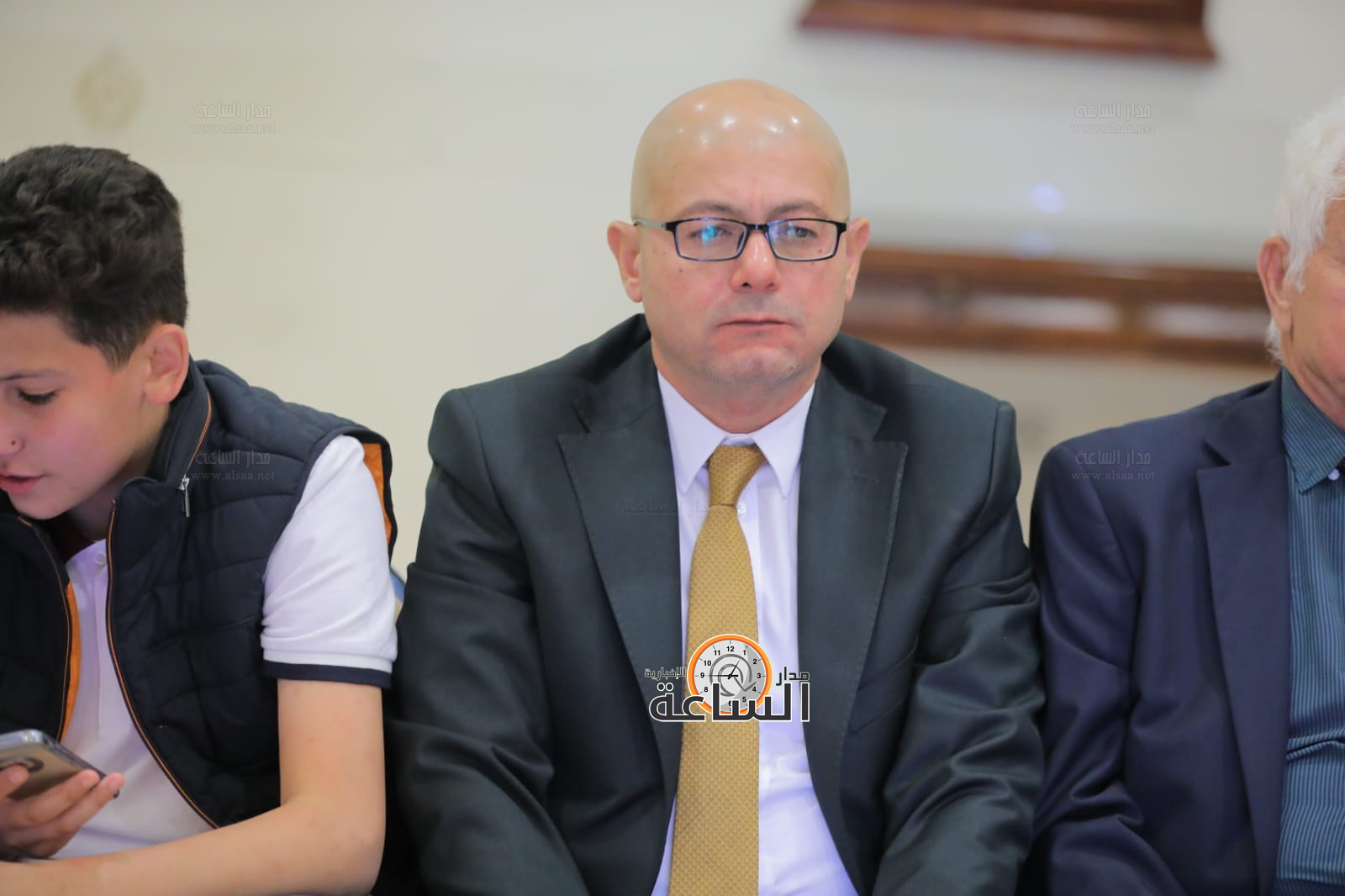 Madar Al-Saa Images 0.4712036579955243