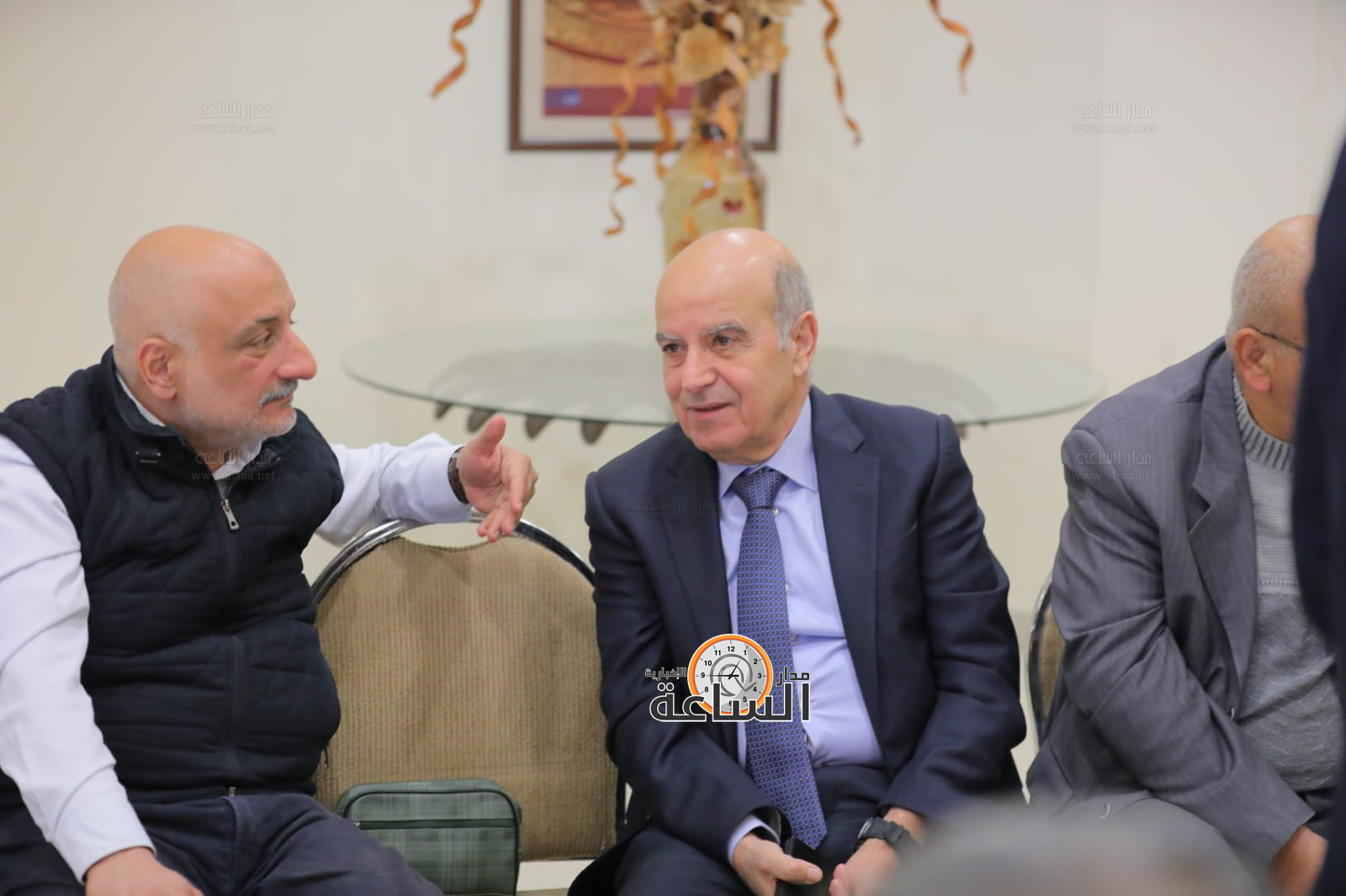 Madar Al-Saa Images 0.6960544864899145