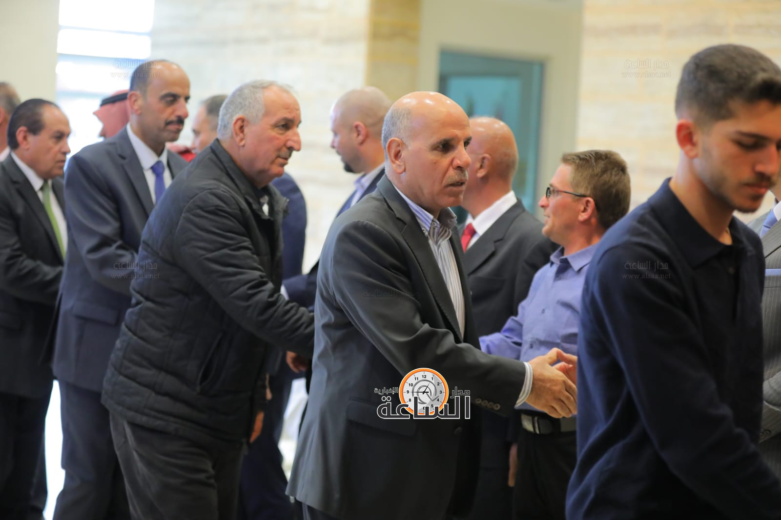 Madar Al-Saa Images 0.9096717493678117