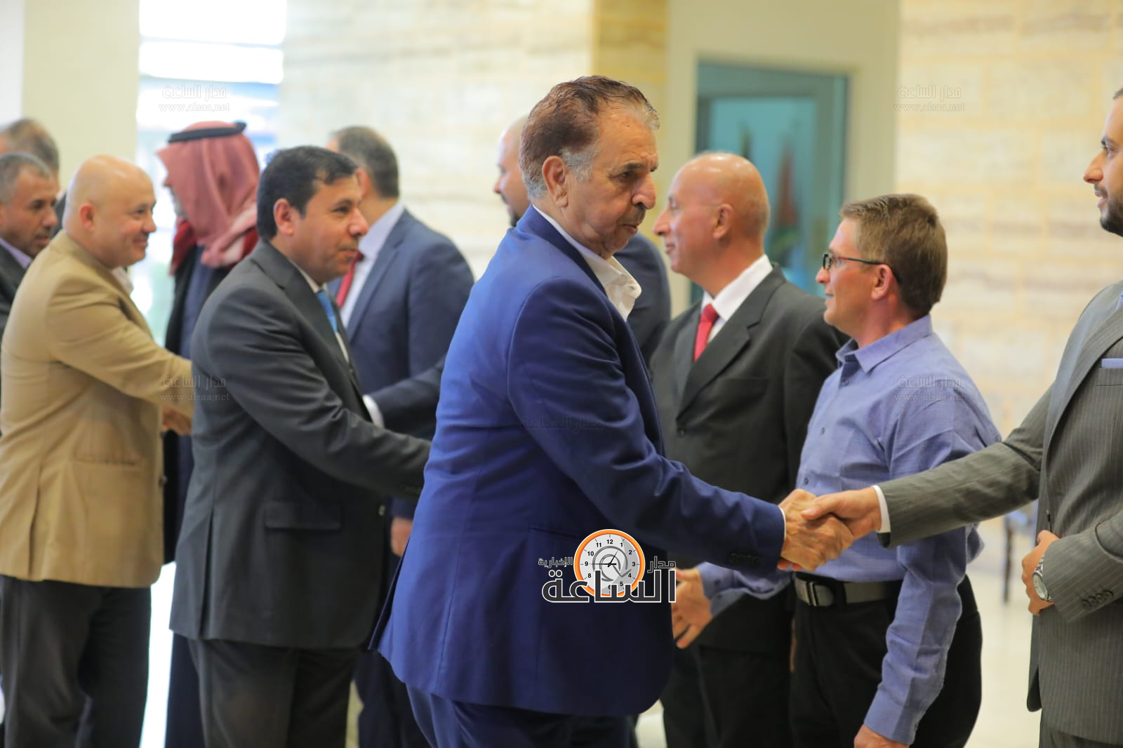 Madar Al-Saa Images 0.4037153335664856