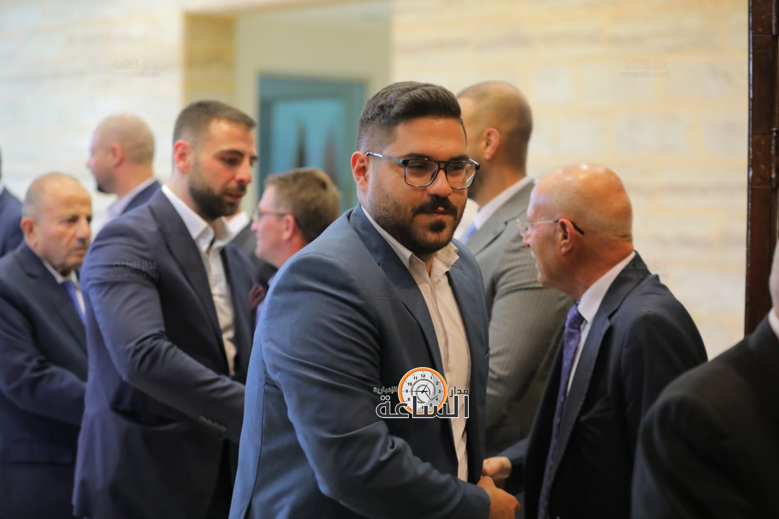 Madar Al-Saa Images 0.12573519039091785