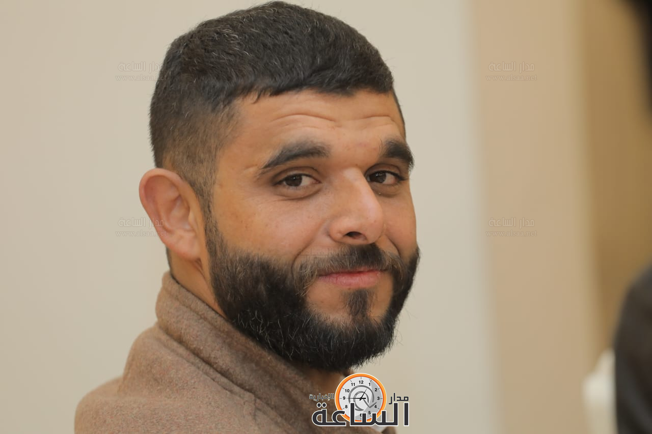 Madar Al-Saa Images 0.42389689943381326