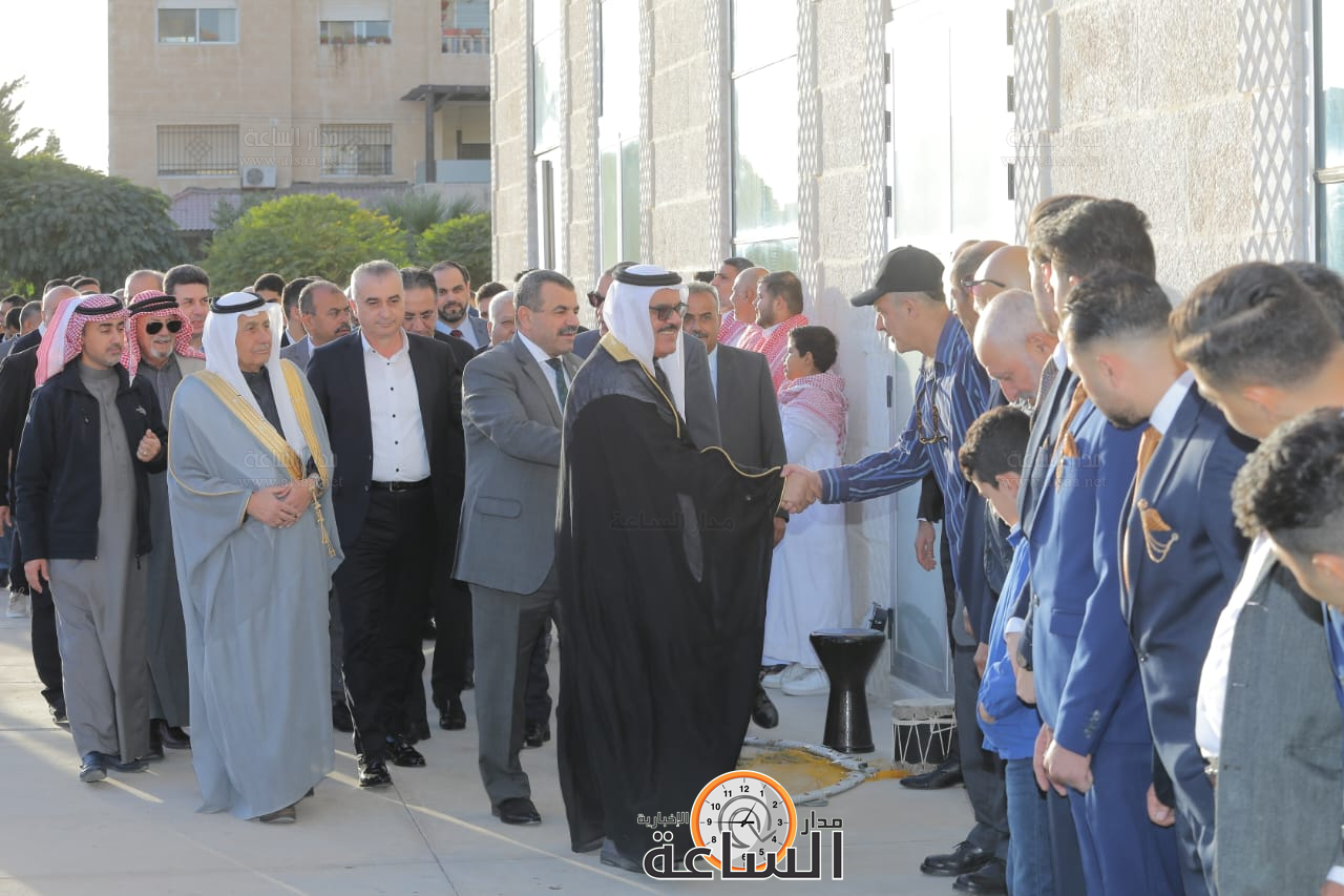 Madar Al-Saa Images 0.588185256191057