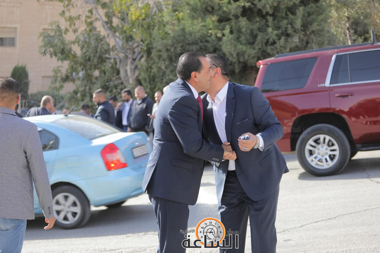 Madar Al-Saa Images 0.33002676055460434