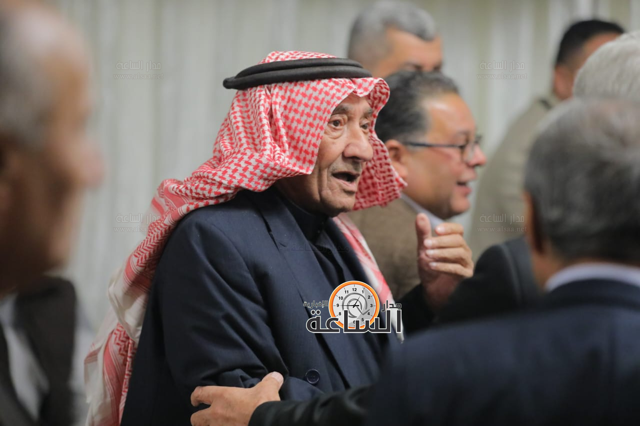 Madar Al-Saa Images 0.17750961357845285