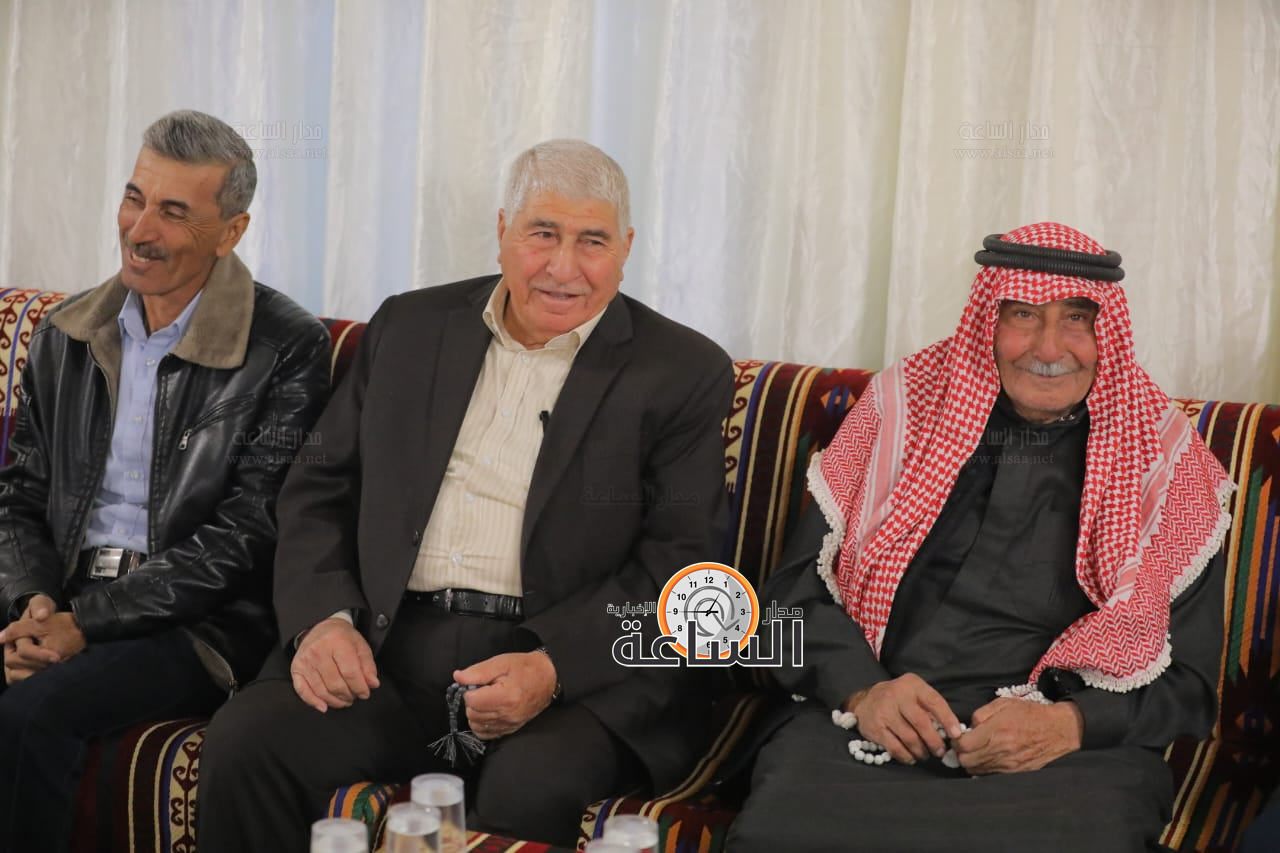 Madar Al-Saa Images 0.44584052576797983