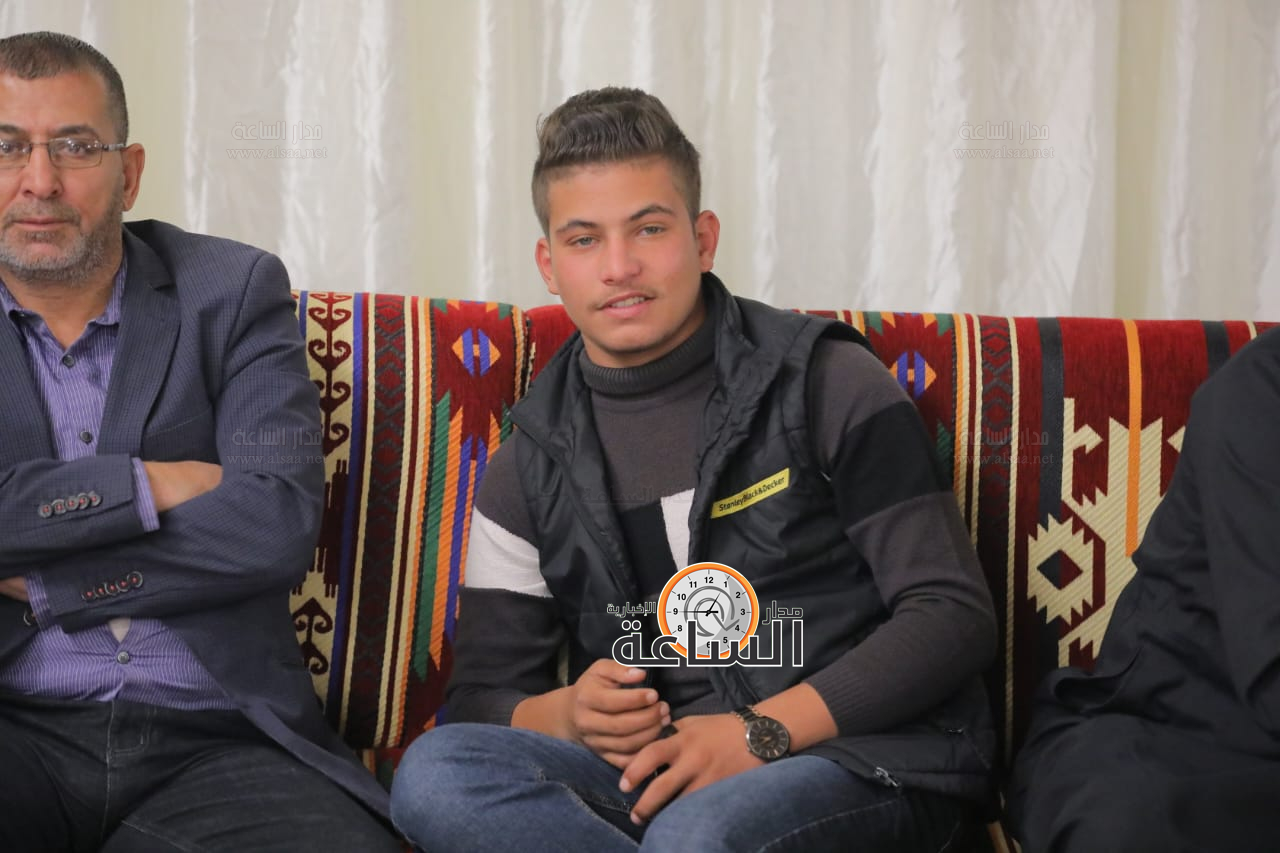 Madar Al-Saa Images 0.6959320683685701