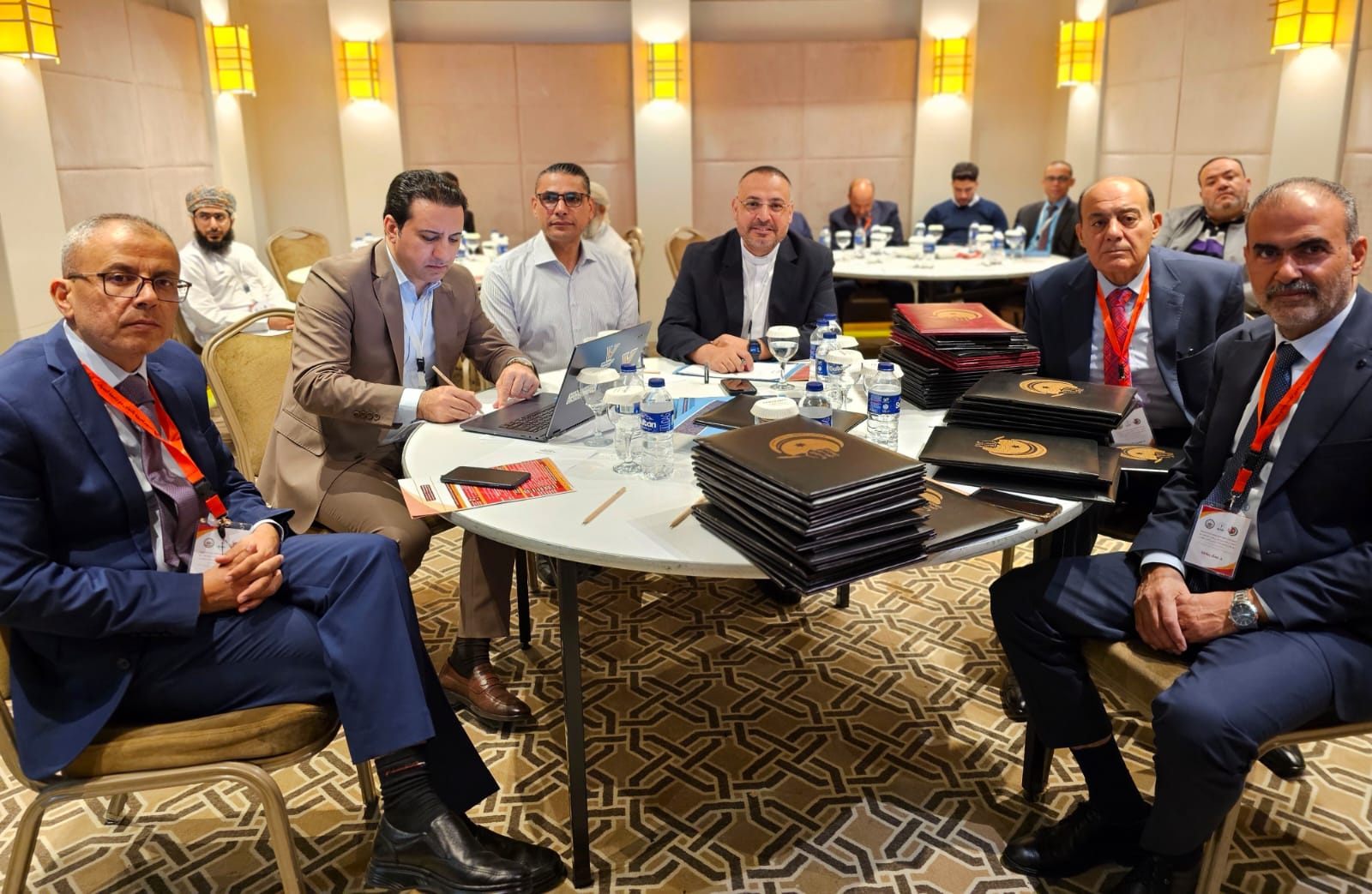 Madar Al-Saa Images 0.9899318386657661