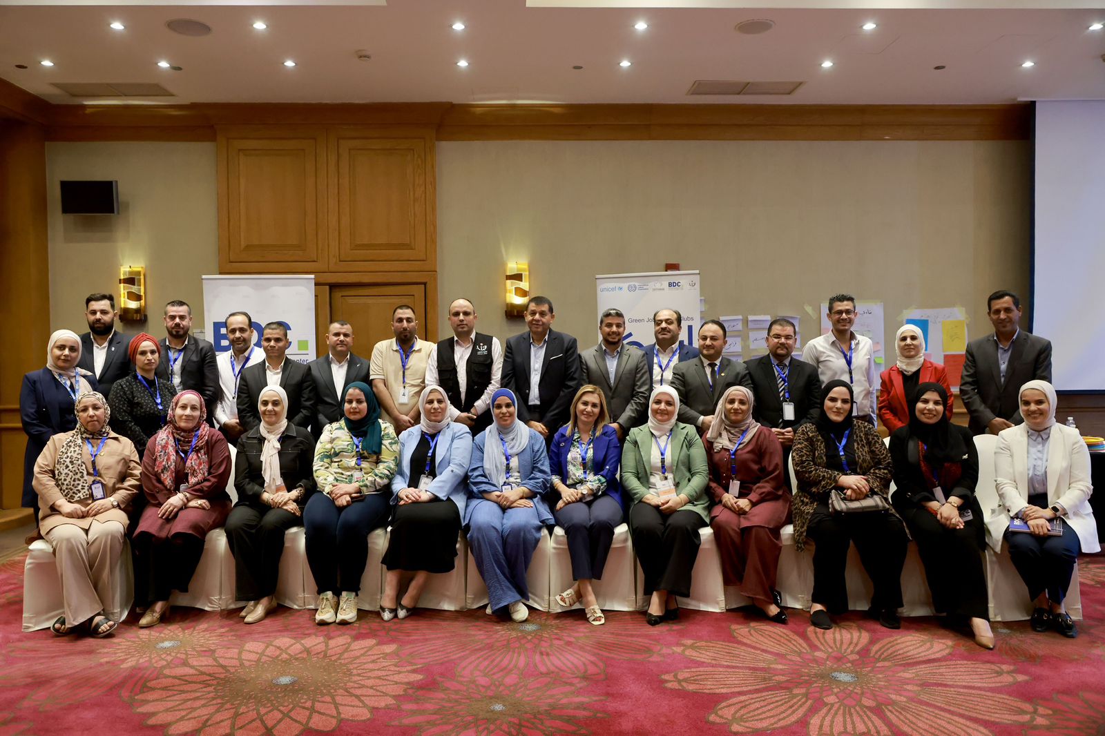 Madar Al-Saa Images 0.03583649737480066