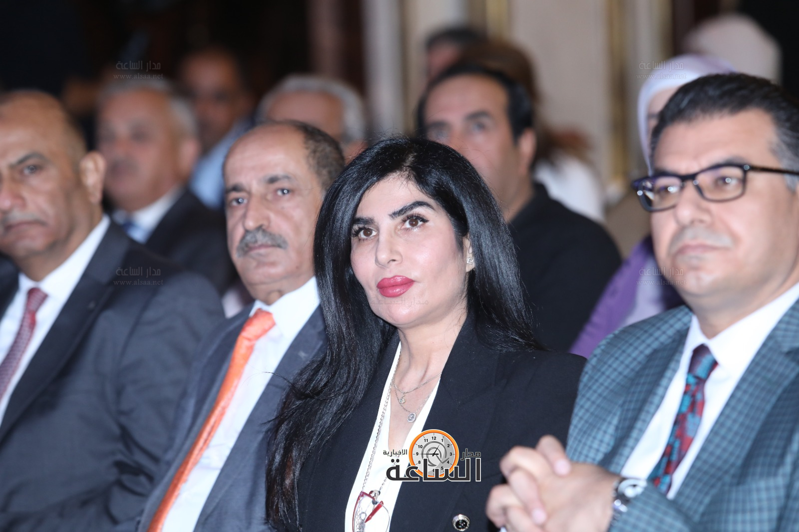 Madar Al-Saa Images 0.4475955618756575