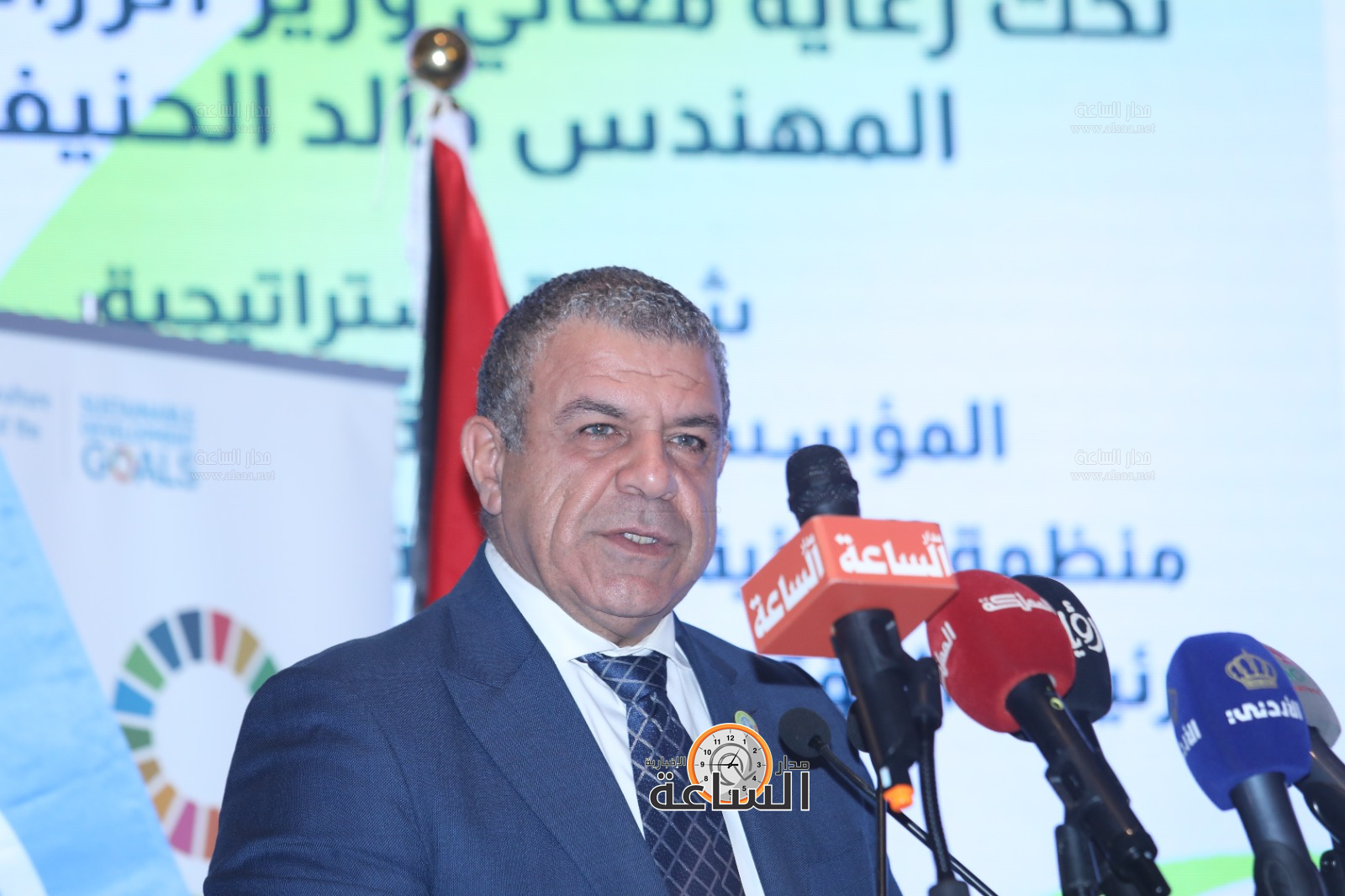 Madar Al-Saa Images 0.8375547588831063