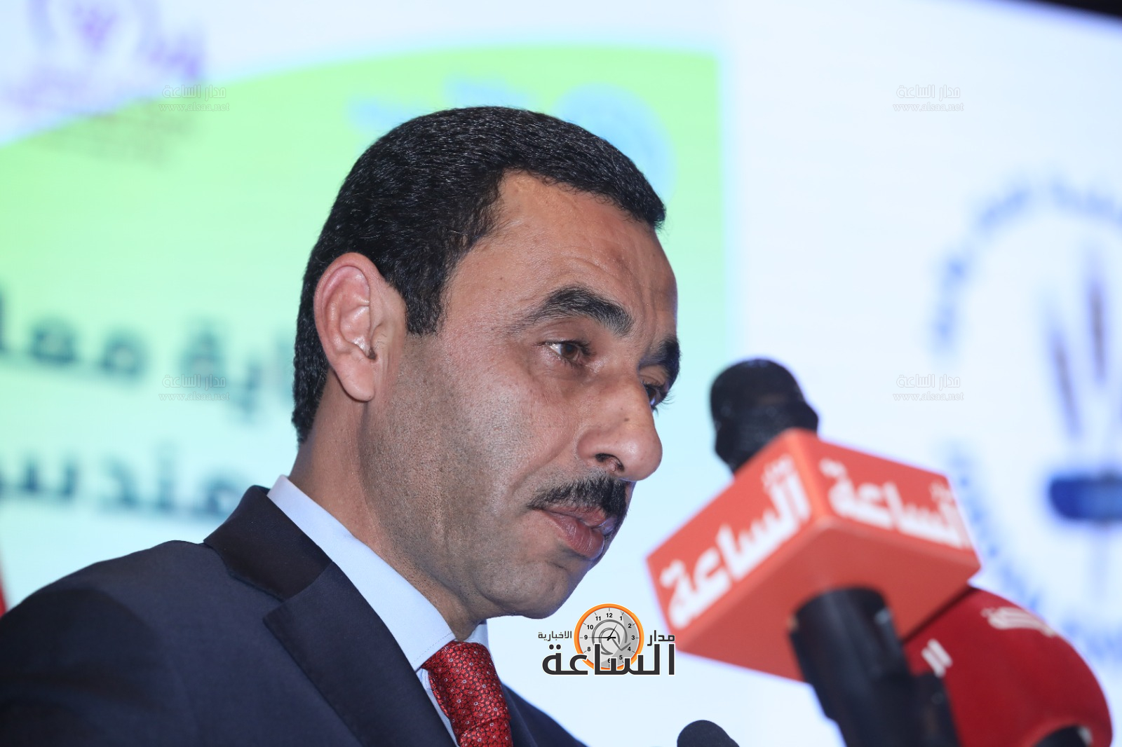 Madar Al-Saa Images 0.4043936836290498