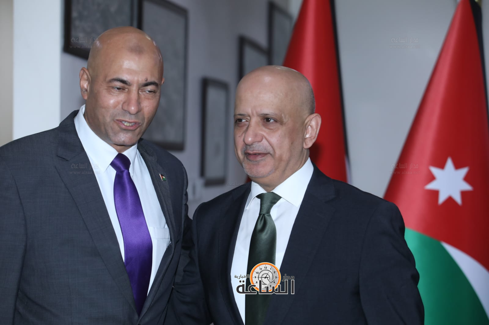 Madar Al-Saa Images 0.014615716149109614