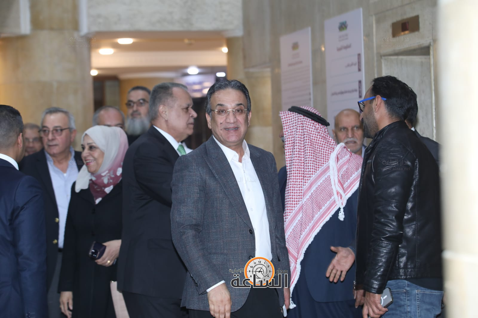 Madar Al-Saa Images 0.9296719585096216