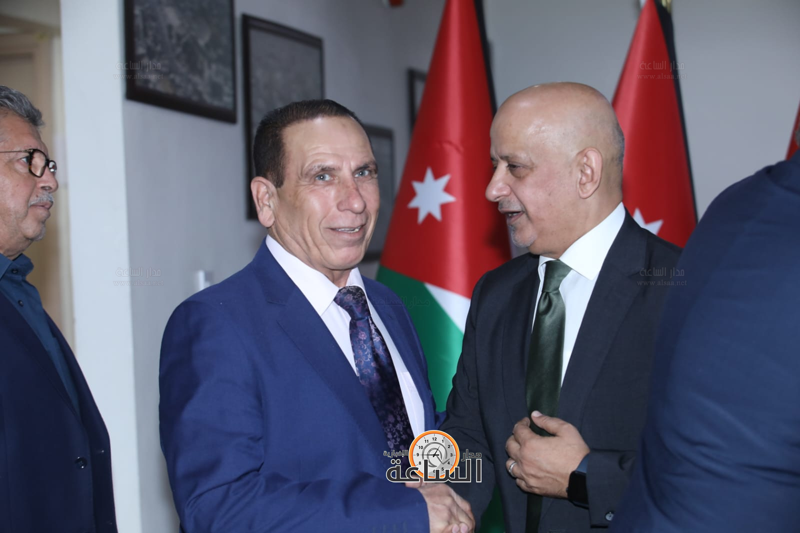 Madar Al-Saa Images 0.5129866196317934