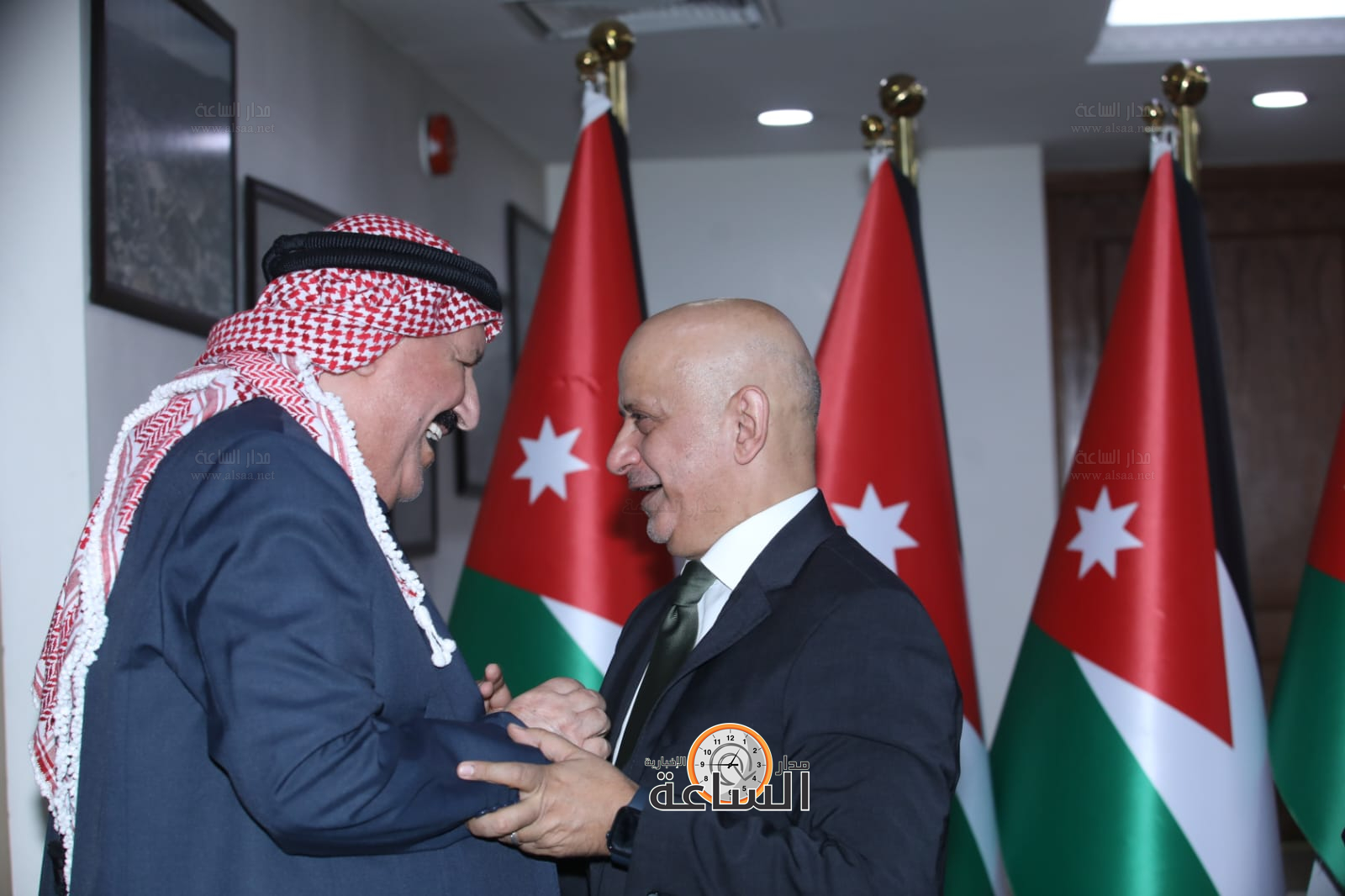 Madar Al-Saa Images 0.6062030417093092