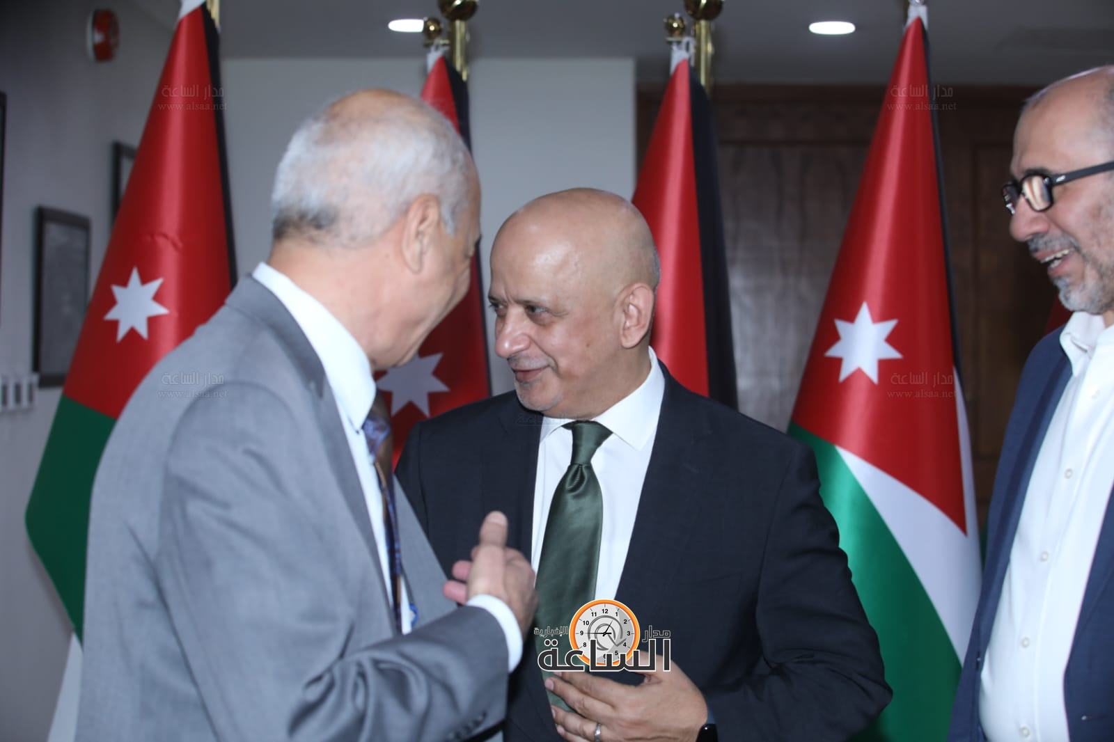 Madar Al-Saa Images 0.06105966384097106