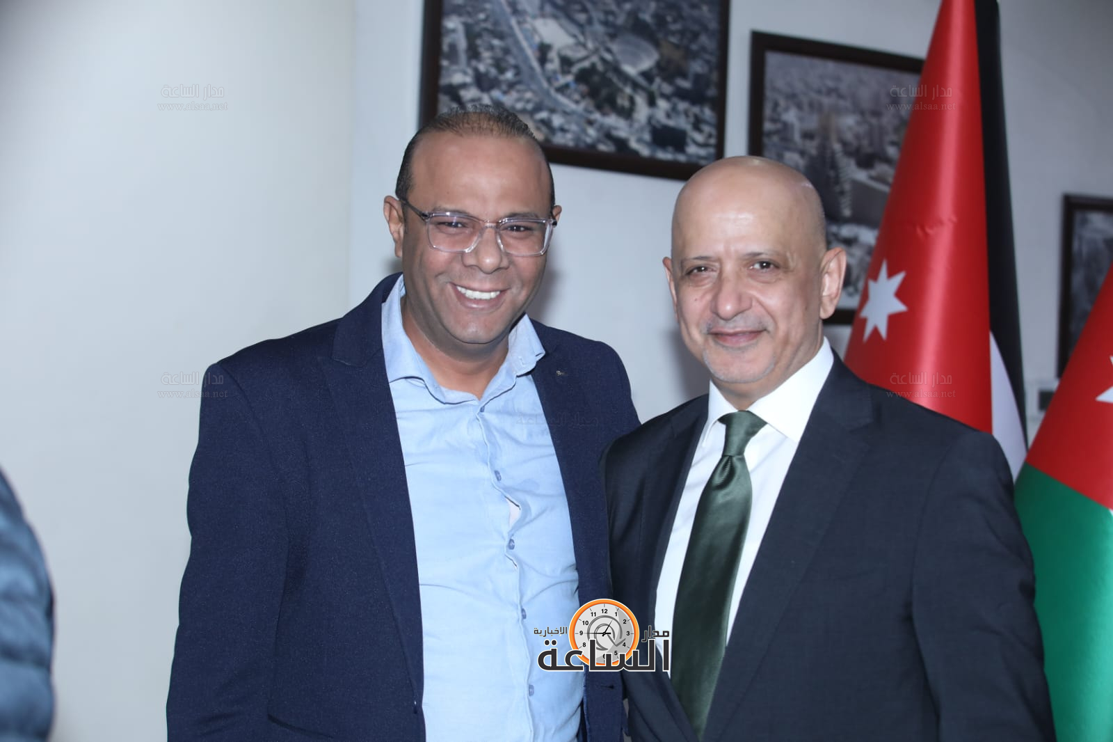 Madar Al-Saa Images 0.4848012147206766