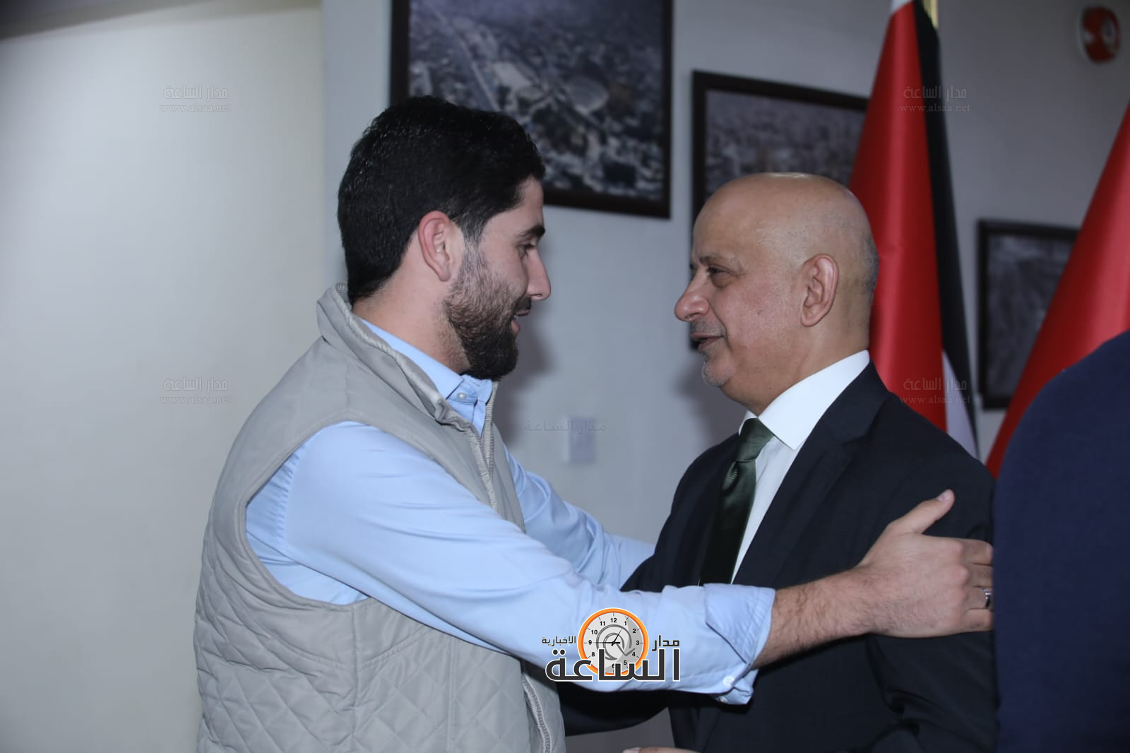 Madar Al-Saa Images 0.08424477809920727