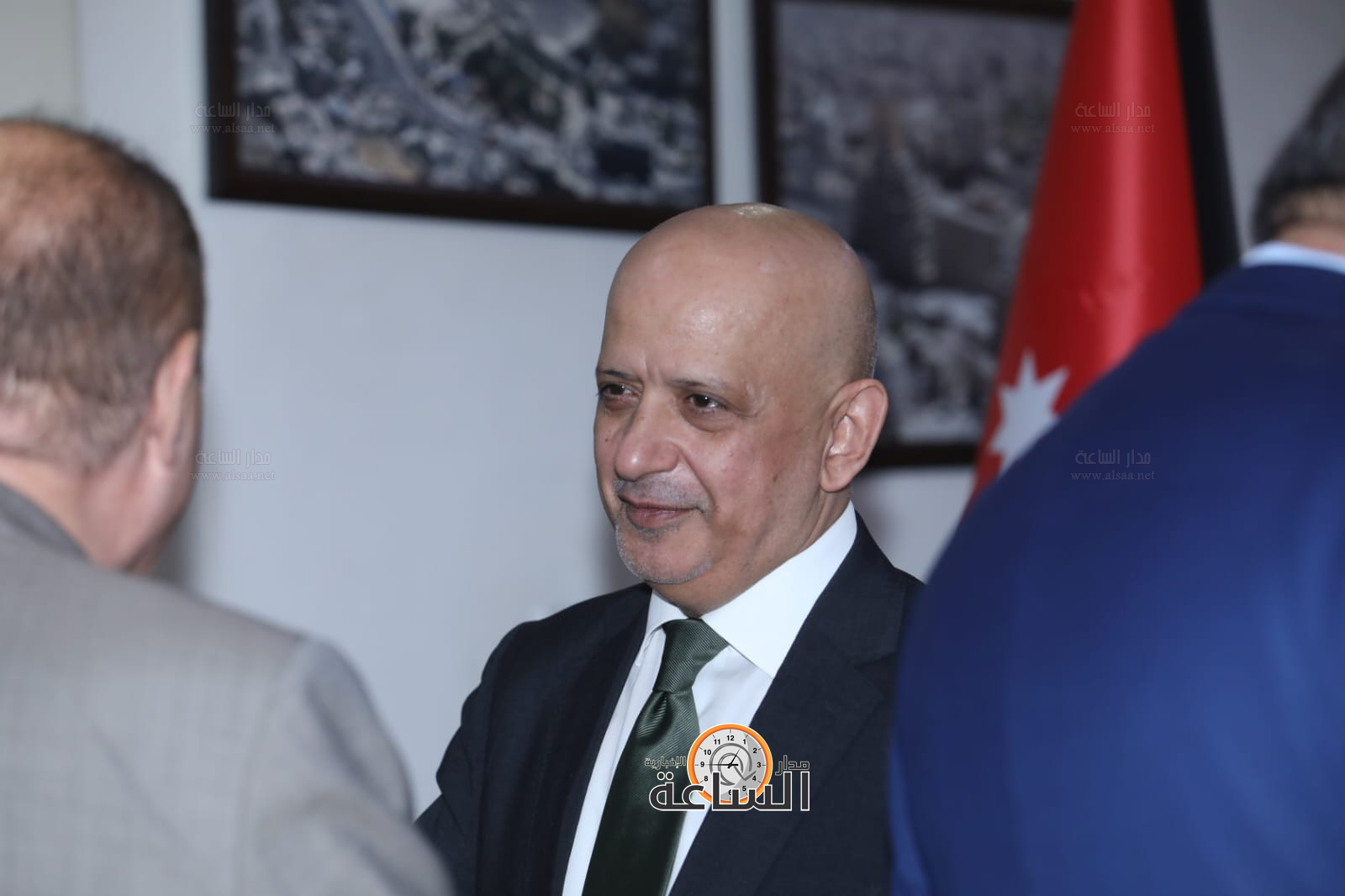 Madar Al-Saa Images 0.9183420098418318