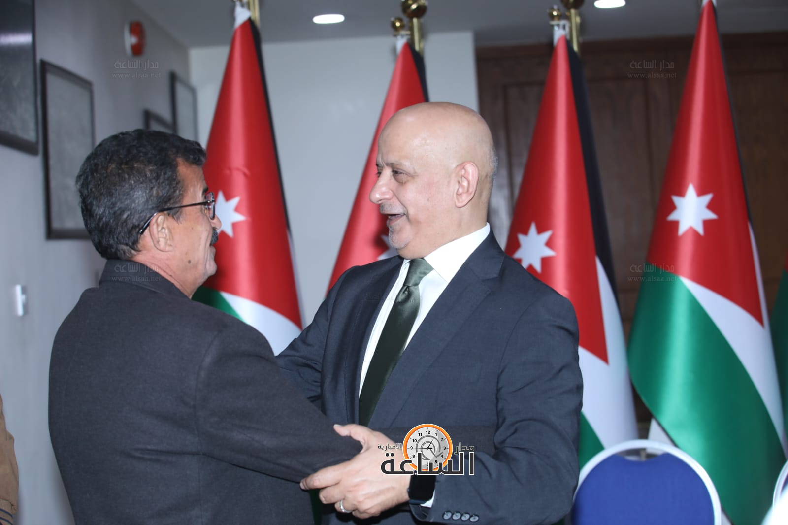 Madar Al-Saa Images 0.7979304071490598