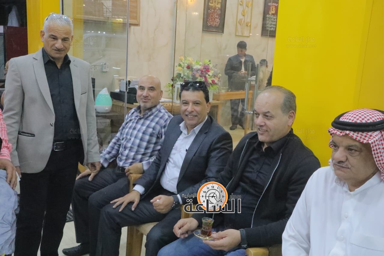 Madar Al-Saa Images 0.7396495210278007