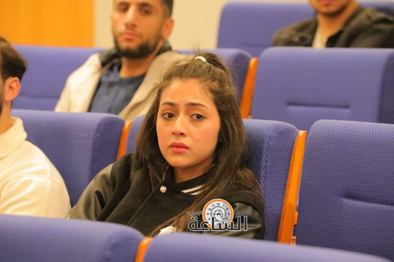 Madar Al-Saa Images 0.9378300044453118