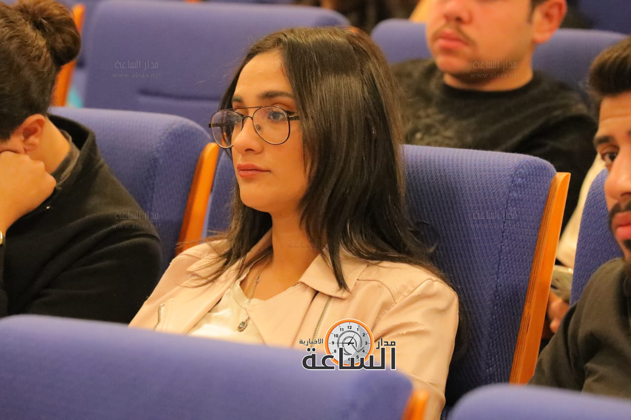 Madar Al-Saa Images 0.4040747145880914