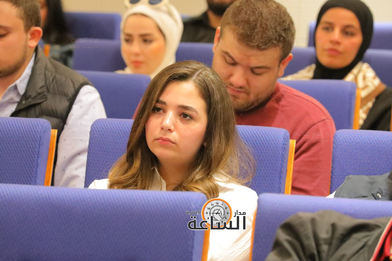 Madar Al-Saa Images 0.5475147822222521