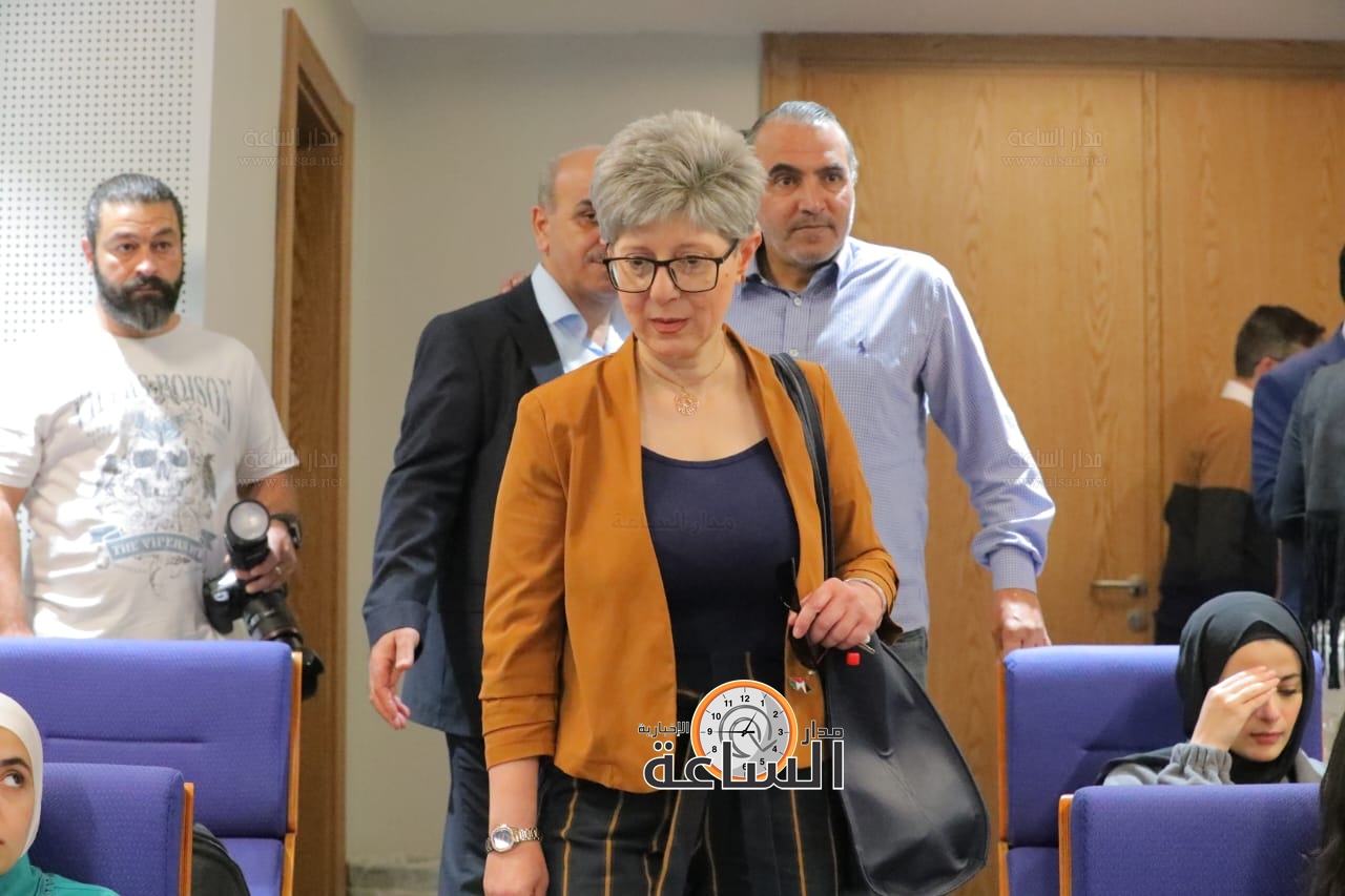 Madar Al-Saa Images 0.905853252237675