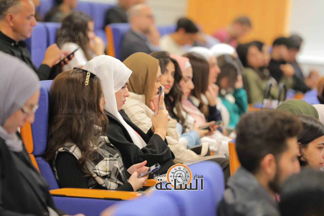 Madar Al-Saa Images 0.9231489028619686