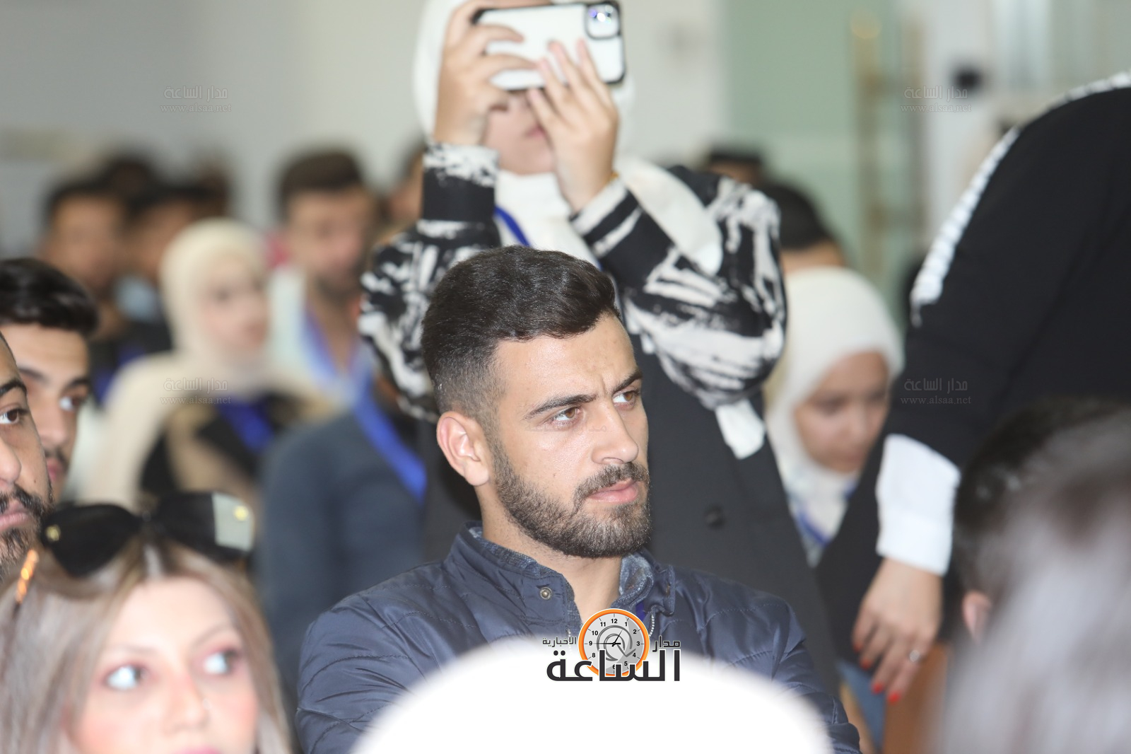 Madar Al-Saa Images 0.04165596183103082