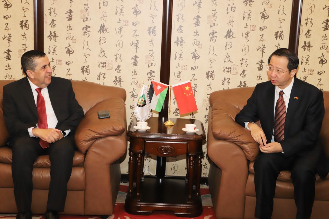 Madar Al-Saa Images 0.3901185951303412