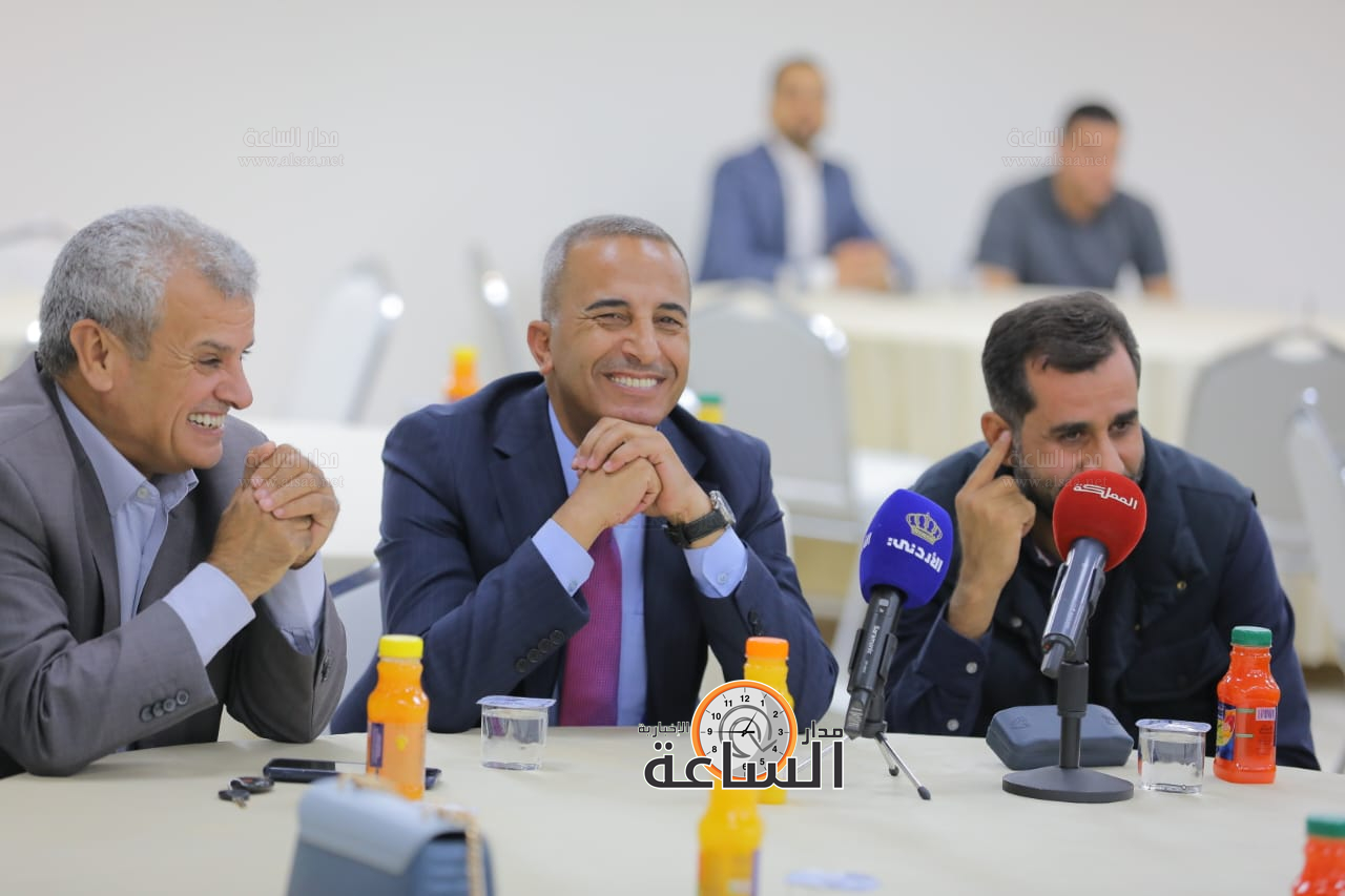 Madar Al-Saa Images 0.17582683727806758