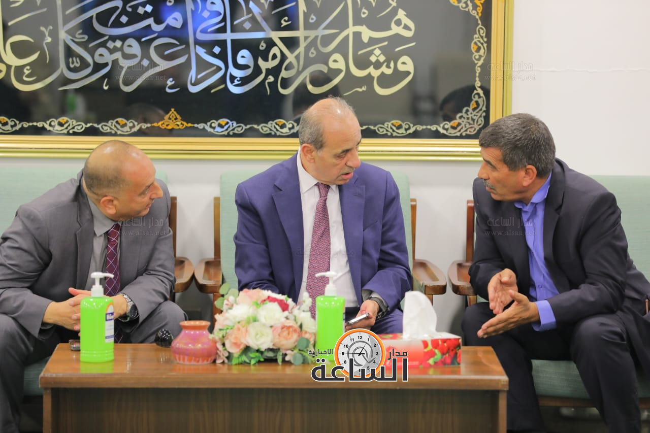 Madar Al-Saa Images 0.5351545806777873