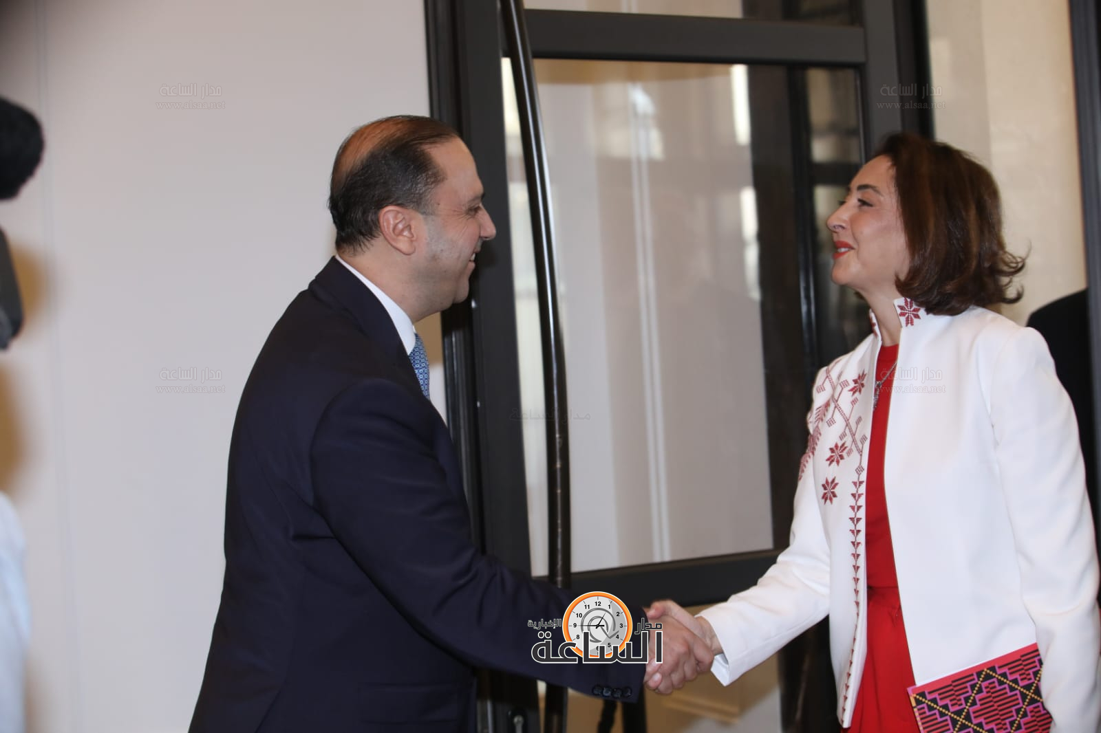 Madar Al-Saa Images 0.37863855224896437