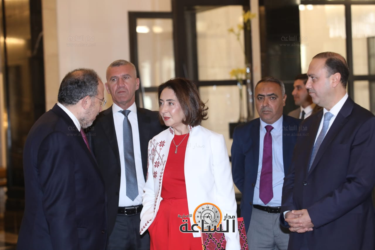 Madar Al-Saa Images 0.2131932383916082