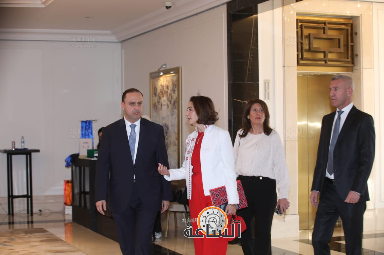 Madar Al-Saa Images 0.17275005254020348