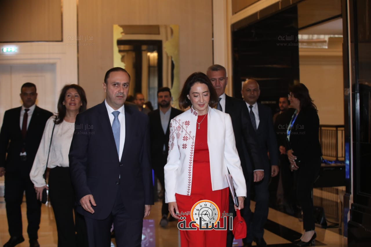 Madar Al-Saa Images 0.9071614305073497