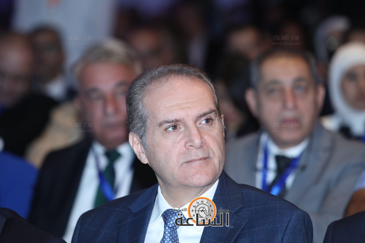 Madar Al-Saa Images 0.45783864743194114