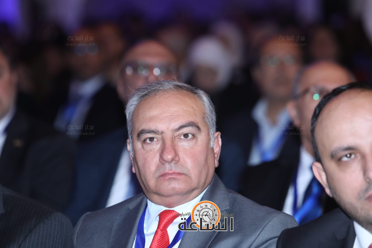 Madar Al-Saa Images 0.5586518721241169