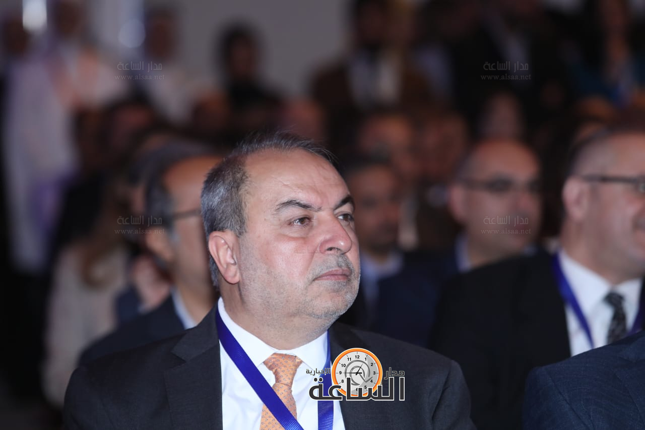 Madar Al-Saa Images 0.24443719033326472