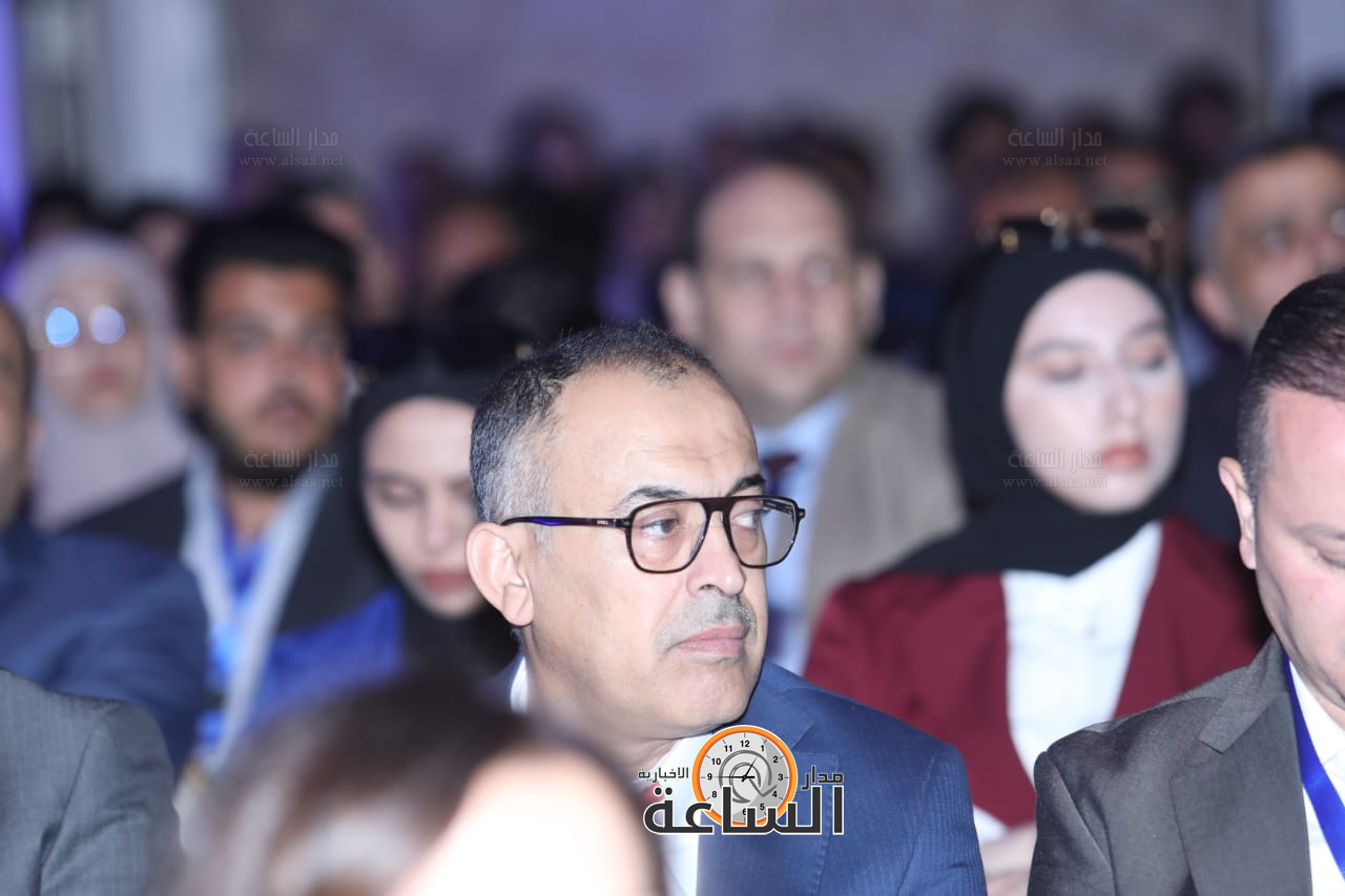 Madar Al-Saa Images 0.721710323632001